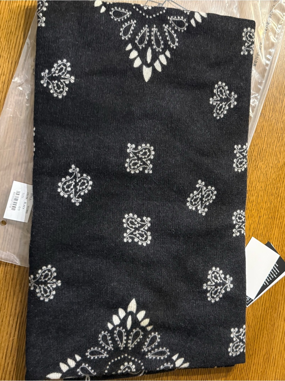 C by Bloomingdale’s Cashmere Wrap